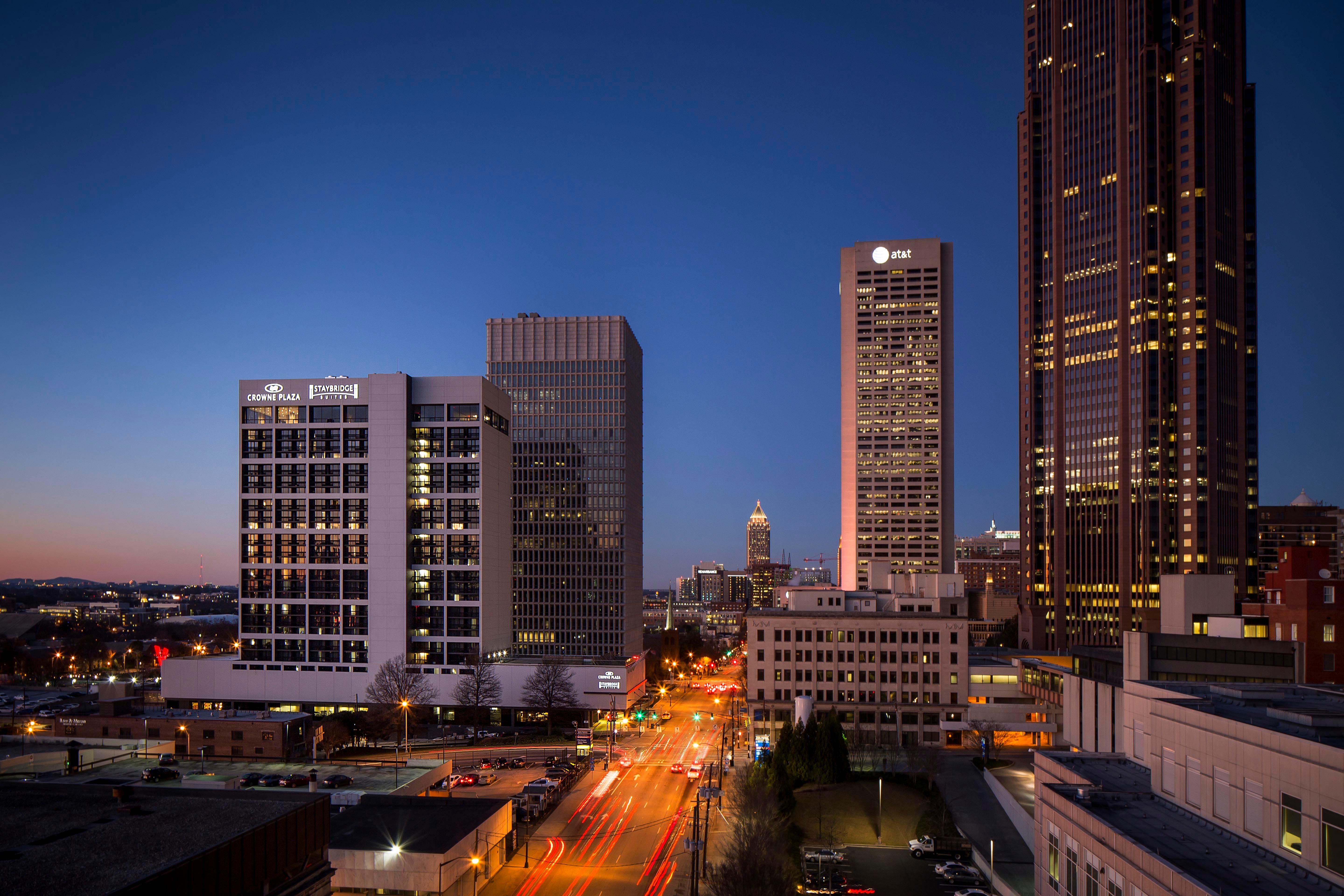 Crowne Plaza Atlanta Midtown, An Ihg Hotel Exterior photo