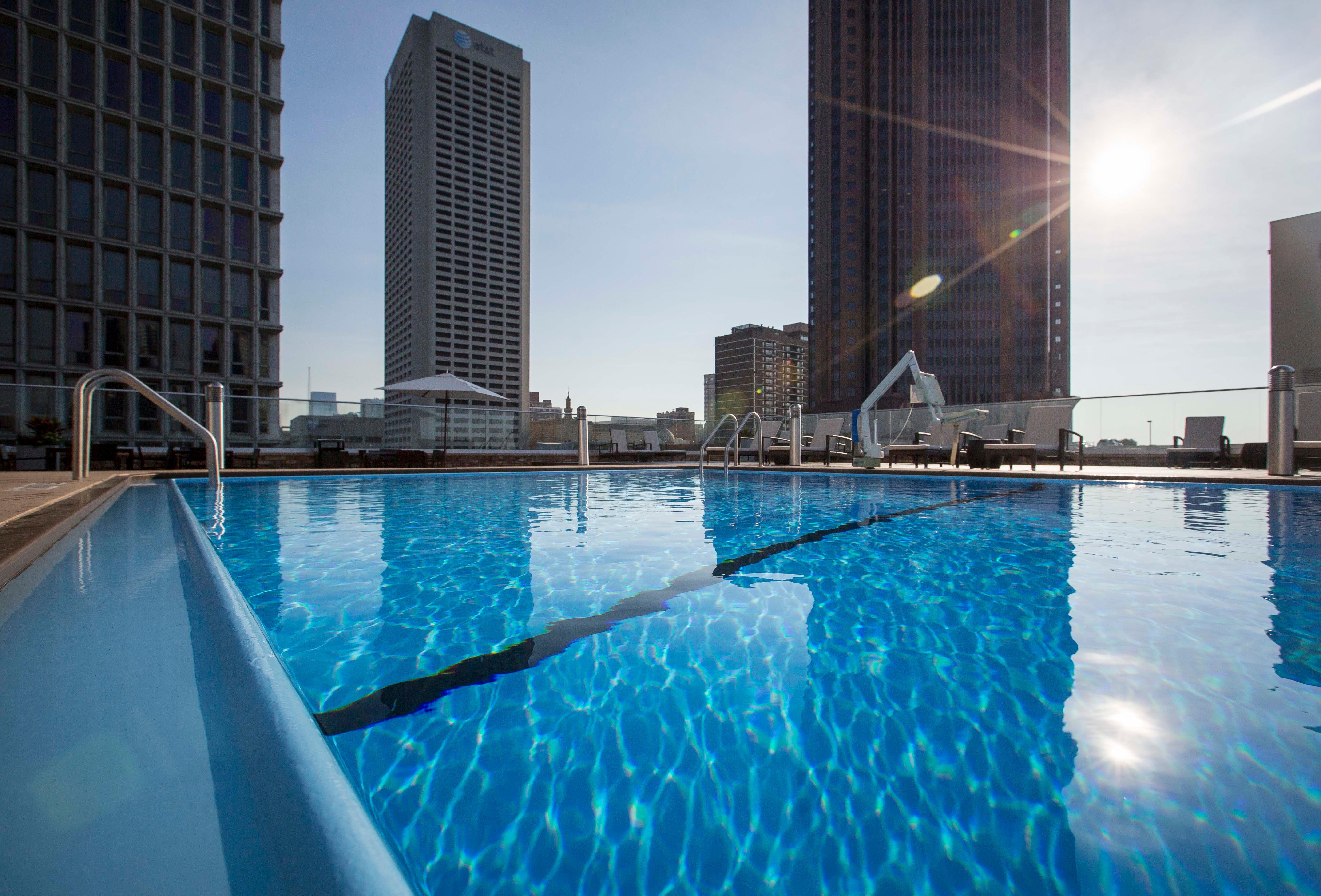 Crowne Plaza Atlanta Midtown, An Ihg Hotel Exterior photo